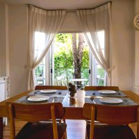 7 Ide Desain Interior Ruang Makan dan Tips Mengatur Ruang Makan